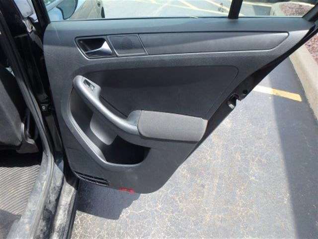 2011 Volkswagen Jetta 